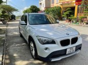 Cần bán xe BMW X1 năm 2010, màu trắng còn mới, giá tốt