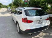 Cần bán xe BMW X1 năm 2010, màu trắng còn mới, giá tốt