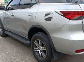 Bán ô tô Toyota Fortuner năm sản xuất 2017, màu bạc, nhập khẩu còn mới