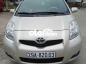 Xe Toyota Yaris sản xuất năm 2010, màu vàng, 350 triệu