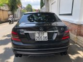 Bán Mercedes C200 năm 2010, màu đen xe gia đình