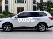 Bán ô tô Mitsubishi Outlander CVT sản xuất năm 2019, màu trắng còn mới