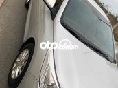 Bán Hyundai Accent 1.4AT Tiêu chuẩn năm 2018, màu bạc, giá tốt