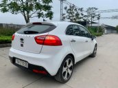 Cần bán Kia Rio năm 2011, màu trắng, nhập khẩu đẹp như mới