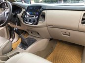 Cần bán gấp Toyota Innova 2.0E sản xuất 2015 xe gia đình, giá chỉ 350 triệu