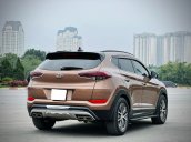 Bán Hyundai Tucson 2.0AT năm sản xuất 2015, màu nâu, xe nhập, giá tốt