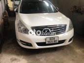 Bán ô tô Nissan Teana sản xuất 2010, màu trắng, nhập khẩu nguyên chiếc, 320tr