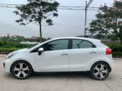 Cần bán Kia Rio năm 2011, màu trắng, nhập khẩu đẹp như mới