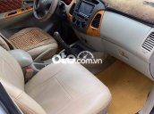 Bán Toyota Innova 2.0G năm 2010, màu bạc còn mới