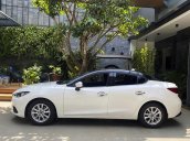 Bán Mazda 3 1.5L sản xuất 2015, màu trắng, giá tốt