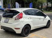 Màu trắng, giá 350tr