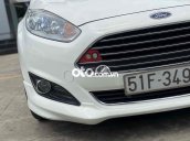 Màu trắng, giá 350tr