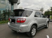 Xe màu bạc, 505tr