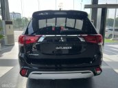 Giá lăn bánh, giá xe Mitsubishi 7 chỗ