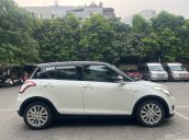 Cần bán gấp Suzuki Swift đăng ký 2015 nhập khẩu nguyên chiếc giá chỉ 360tr