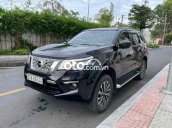 SUV 7 chỗ