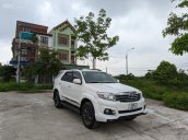 Xe màu trắng, giá 598tr