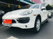 Delux Cars bán xe động cơ V8, 4.8 lit