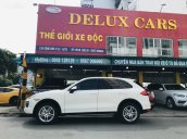 Delux Cars bán xe động cơ V8, 4.8 lit