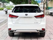 Xe màu trắng, bảo hành chính hãng Lexus Việt Nam