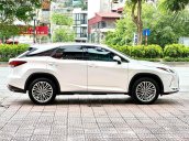 Xe màu trắng, bảo hành chính hãng Lexus Việt Nam