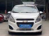 Xe màu trắng số sàn, giá 190tr