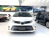 Màu trắng, nội thất ghi, chất xe cực đẹp