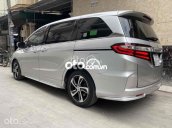 Xe Honda odyssey rất mới. chạy bảo dưỡng kỹ.