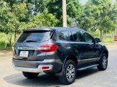 Xe màu xám xanh, biển số 60A- 91251
