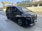 Toyota Alphard Executive Lounge 2019 sang trọng