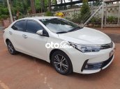 Cần Bán Xe Toyota Corolla altis A/T 2019 Mới Keng