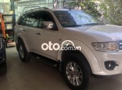Xe 7 chỗ 