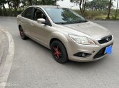 Xe màu bạc