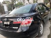 Xe Honda Arcord màu đen đời 2011