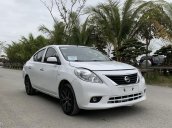 Xe 5 chỗ số sàn bản đủ