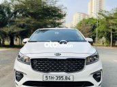 Kia Sedona siêu đẹp. Giá tốt bất ngờ