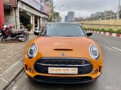 Xe màu nâu cam, nội thất đen cực mới