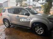 Bán Mu X 2017 số sàn 2.5 đồ chơi đầy đủ