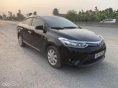 Xe màu đen