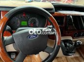 xe ford transit luxury