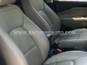 Xe nhập khẩu, màu trắng
