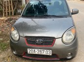 Xe nhập khẩu, không dịch vụ