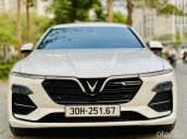 Đăng ký lần đầu 2021 xe gia đình giá tốt 775tr