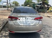 Xe Toyota Vios 2019 màu vàng cát