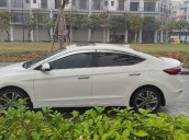Xe màu trắng, giá cực tốt