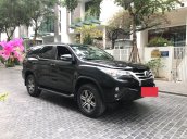 Xe màu đen giá hữu nghị