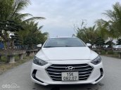 Xe gia đình phom dáng đẹp