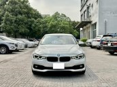 Đăng ký lần đầu 2016, nhập khẩu nguyên chiếc, giá chỉ 699tr
