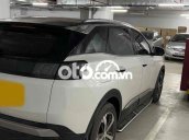 chính chủ cần bán peugeot 3008 AL mua T4/2021