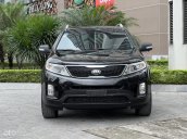 Màu đen, giá chỉ 550 triệu